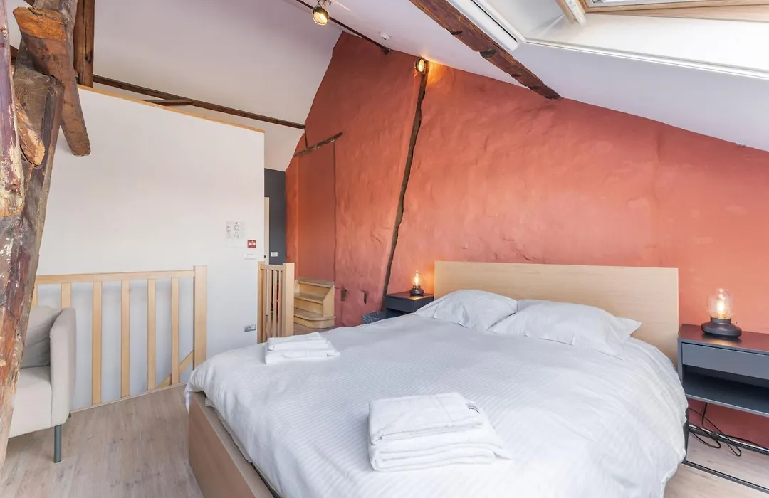 Lake Suites-1